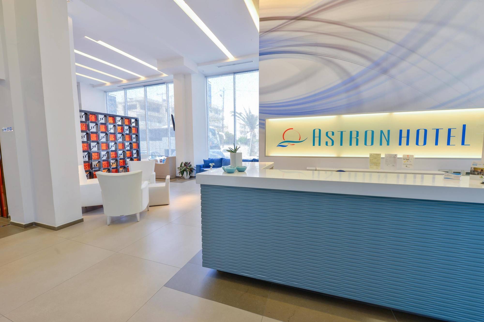 לרפטרה Astron Hotel מראה חיצוני תמונה